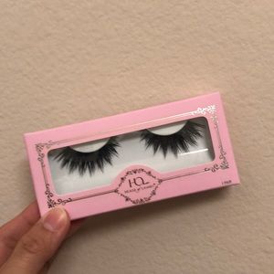 House of lashes